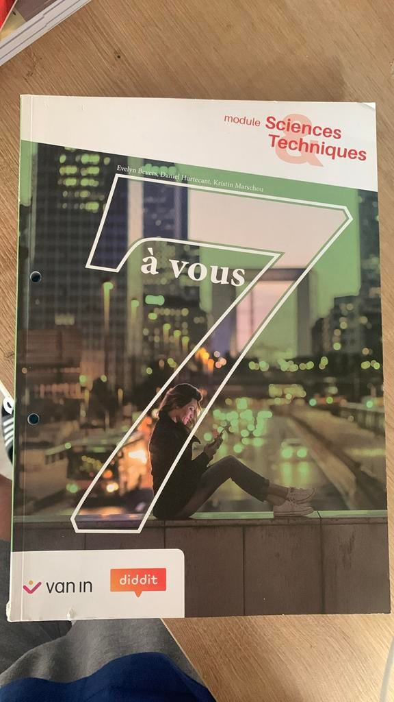 7 à vous 5 Sciences et Techniques Module - graadsmodule, Boeken, Ophalen of Verzenden, Nieuw, Frans, Kristin Marschou; Daniel Hurtecant