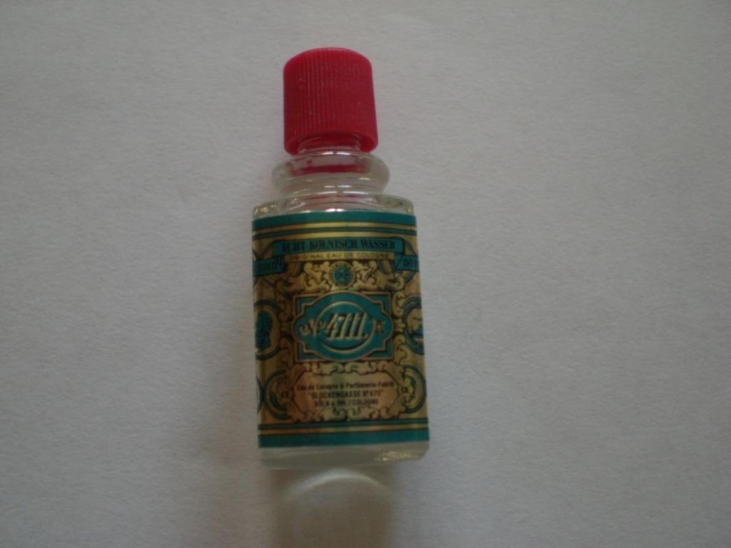 Collection mini bouteille eau de Cologne 4711 ancienne, Verzamelen, Ophalen of Verzenden, Nieuw, Overige typen
