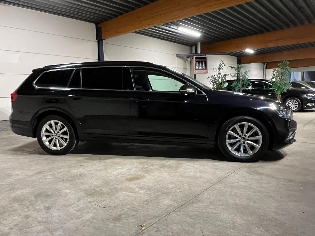 VW Passat Variant Business 1.5 TSI DSG, Auto's, Stof, Electronic Stability Program (ESP), Zwart, 122 g/km