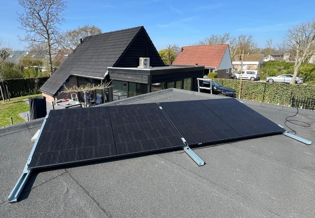 Zonnepanelen met stekker plug & play in stopcontact, Doe-het-zelf en Bouw, Zonnepanelen en Toebehoren, Nieuw, Compleet systeem