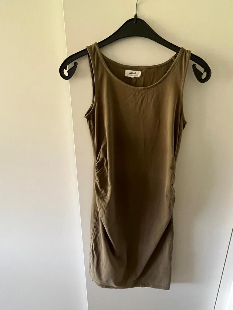 Zwangerschapsjurk Zalando Essentials – maat M – kaki, Enlèvement ou Envoi, Comme neuf, Taille 36 (S)