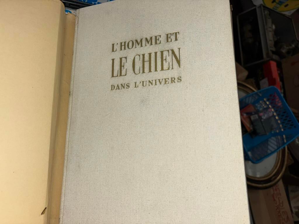 « L'homme et le chien dans l'univers », Enlèvement ou Envoi, Comme neuf, Autres sujets/thèmes