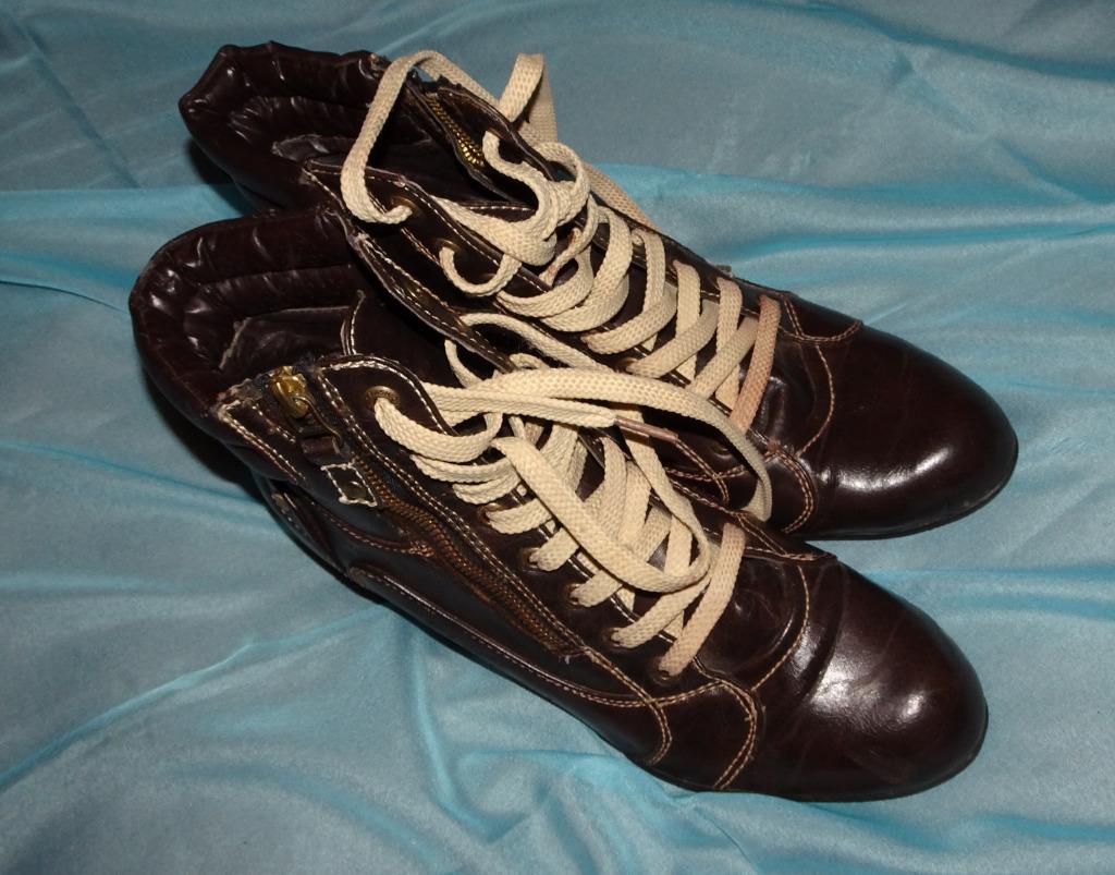 Bottines à talons marron foncé Claudia Ghizzani, Claudia Ghizzani, Brun, Boots et Botinnes, Porté