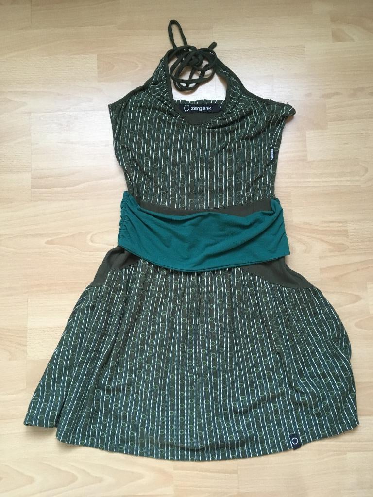 Groene jurk Zergatik M, Kleding | Dames, Maat 38/40 (M), Zergatik, Ophalen of Verzenden, Zo goed als nieuw
