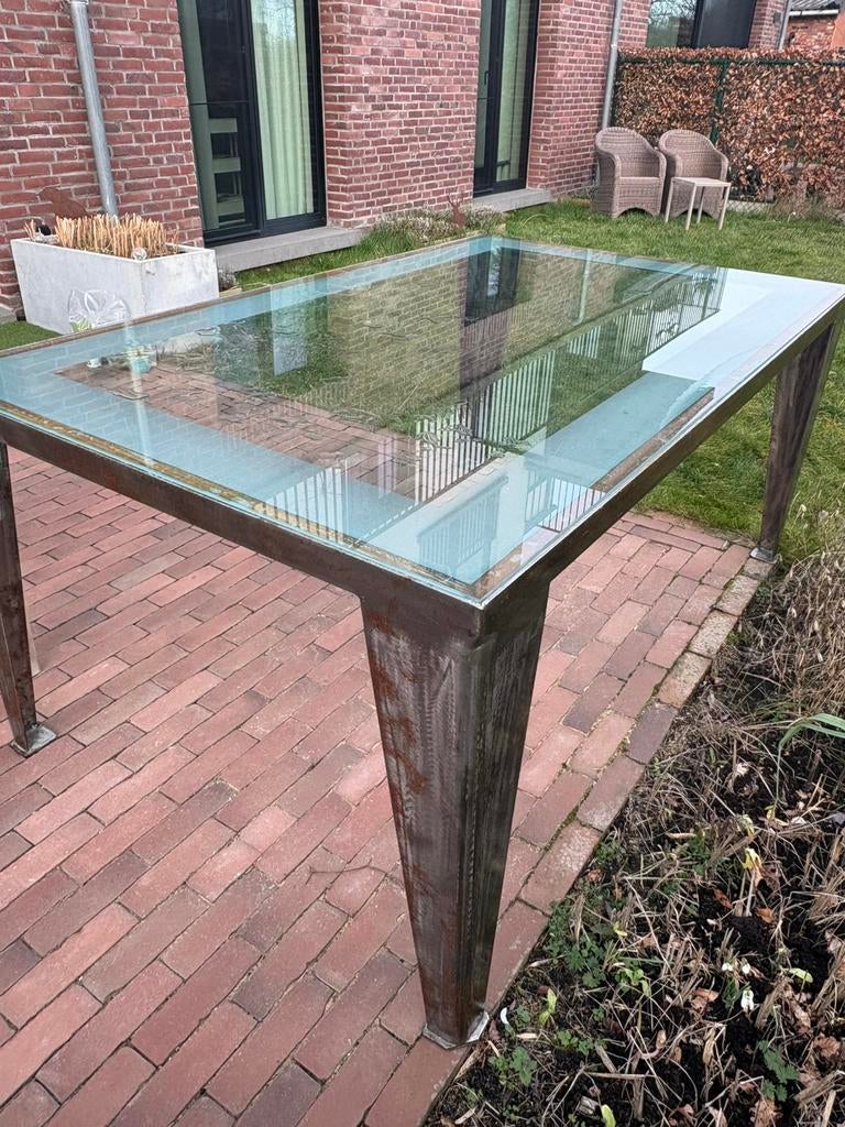 Tafel in metaal , handgemaakte, Ophalen