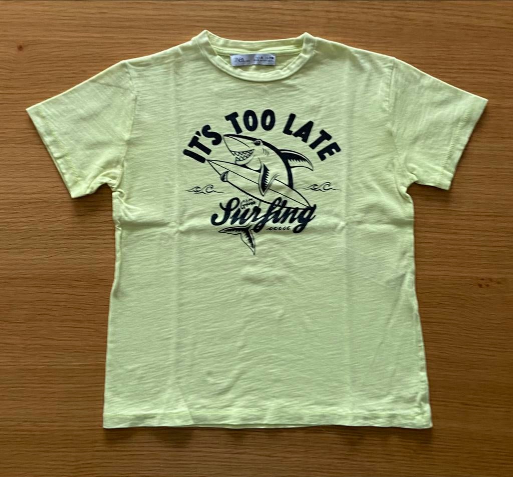 T-shirt jaune fluo requin - 7 ans - 5€, Zo goed als nieuw, ZARA, Jongen