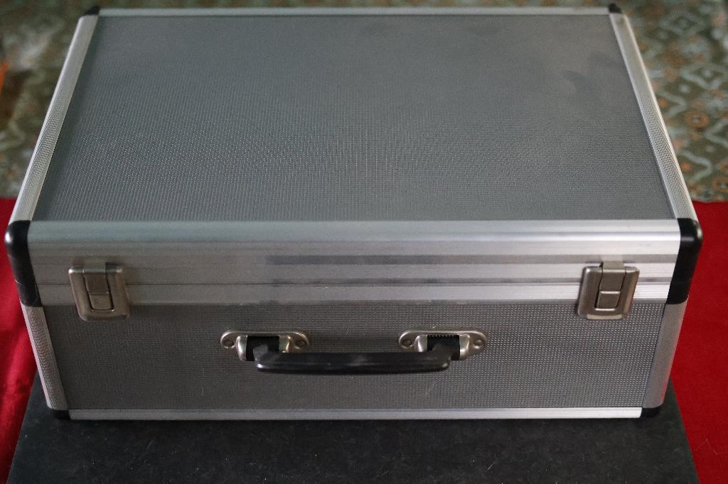 Flightcase met 60 cd's klassieke muziek, Ophalen of Verzenden, Zo goed als nieuw, Overige typen, Boxset