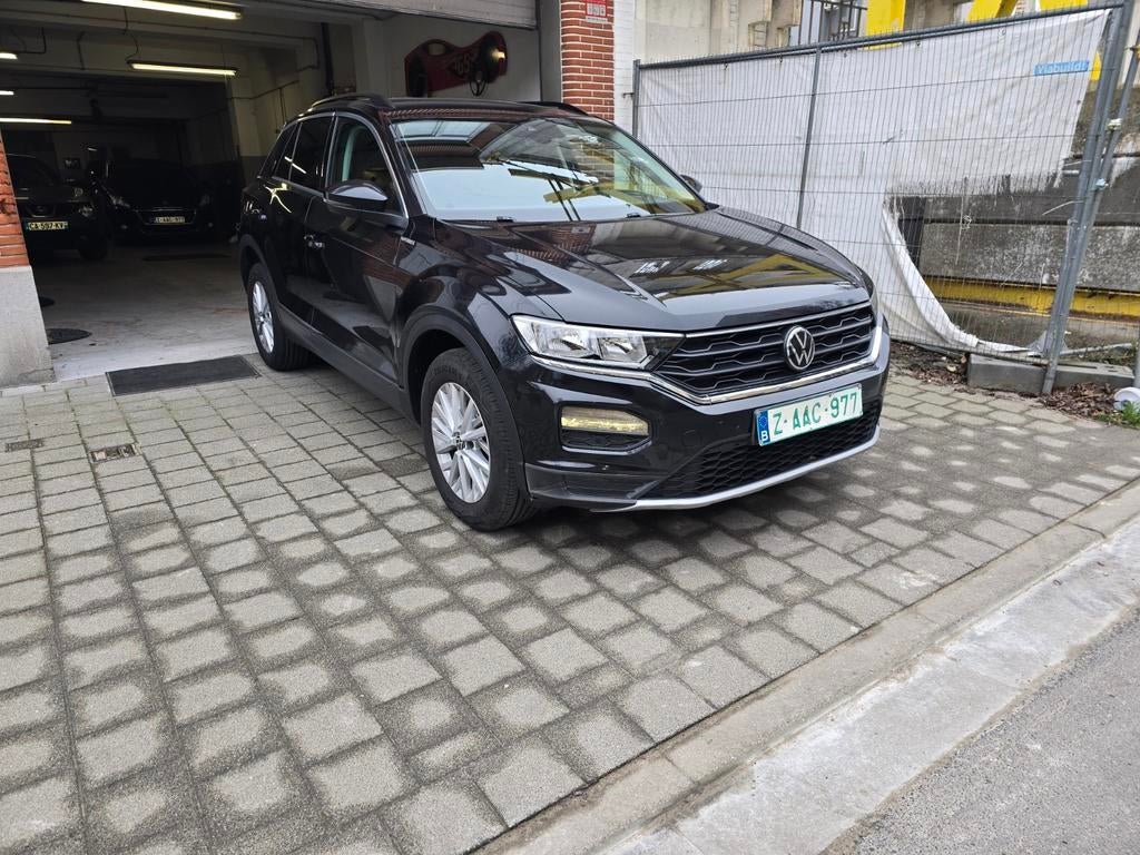 Volkswagen t-roc 1.0 benzine 81kw navigation climatisation, Auto's, Voorwielaandrijving, ABS, 4 cilinders, Zwart