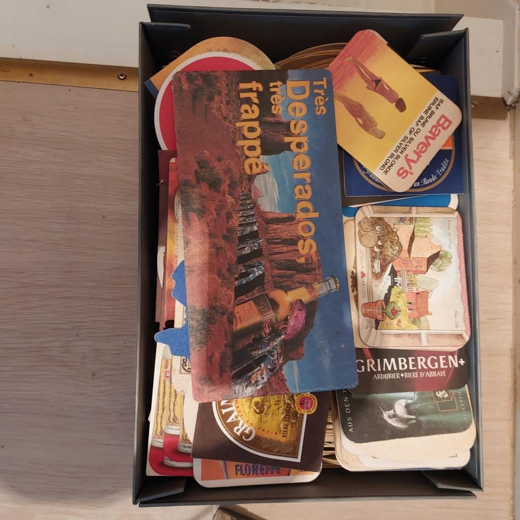 360 sous verres en cartons, Enlèvement ou Envoi