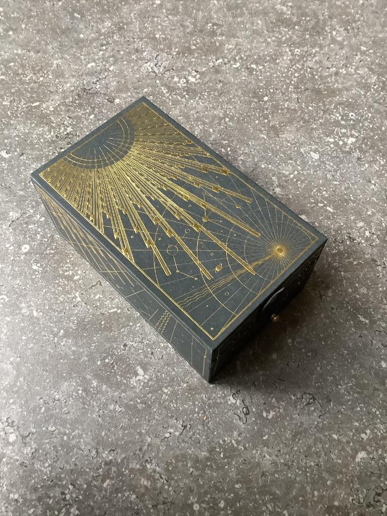 Tomorrowland Treasure case 2022 met armband, Enlèvement, Comme neuf