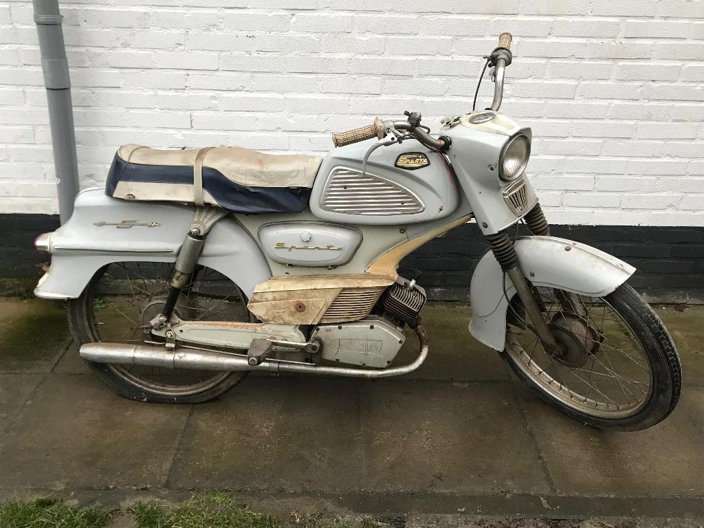 Interessante Sparta Sport 3V met papieren, Fietsen en Brommers, Brommers | Oldtimers, Sparta, Klasse B (45 km/u), Ophalen of Verzenden