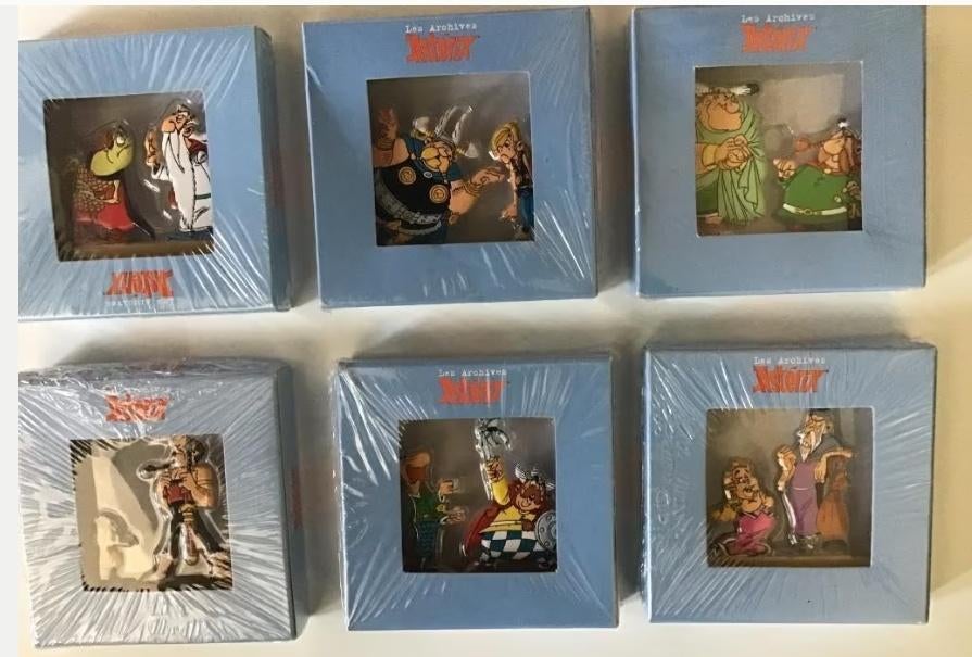 Figurines 2D en métal tirées de l'univers d'Astérix, Enlèvement ou Envoi, Astérix et Obélix, Neuf, Statue ou Figurine