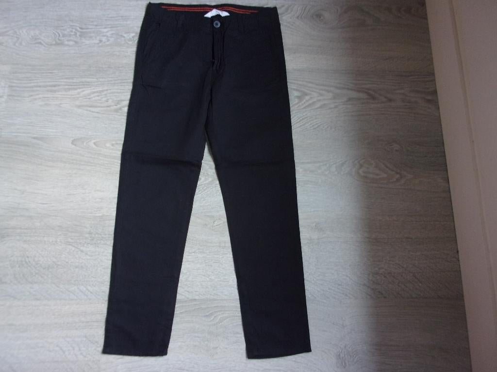 SPLINTERNIEUWE lange broek. Maat 146, Enfants & Bébés, Vêtements enfant | Taille 146, Garçon, Enlèvement ou Envoi, H&M, Pantalon