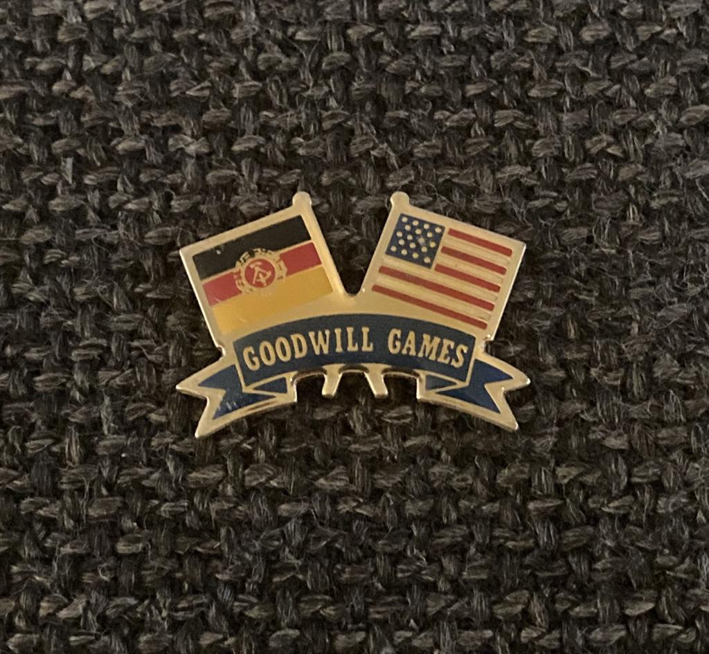 PIN - GOODWILL GAMES, Verzamelen, Verzenden, Gebruikt, Sport, Speldje of Pin