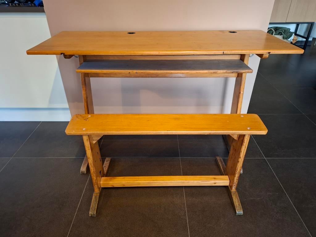 Bureau d'école authentique avec banc, Enlèvement