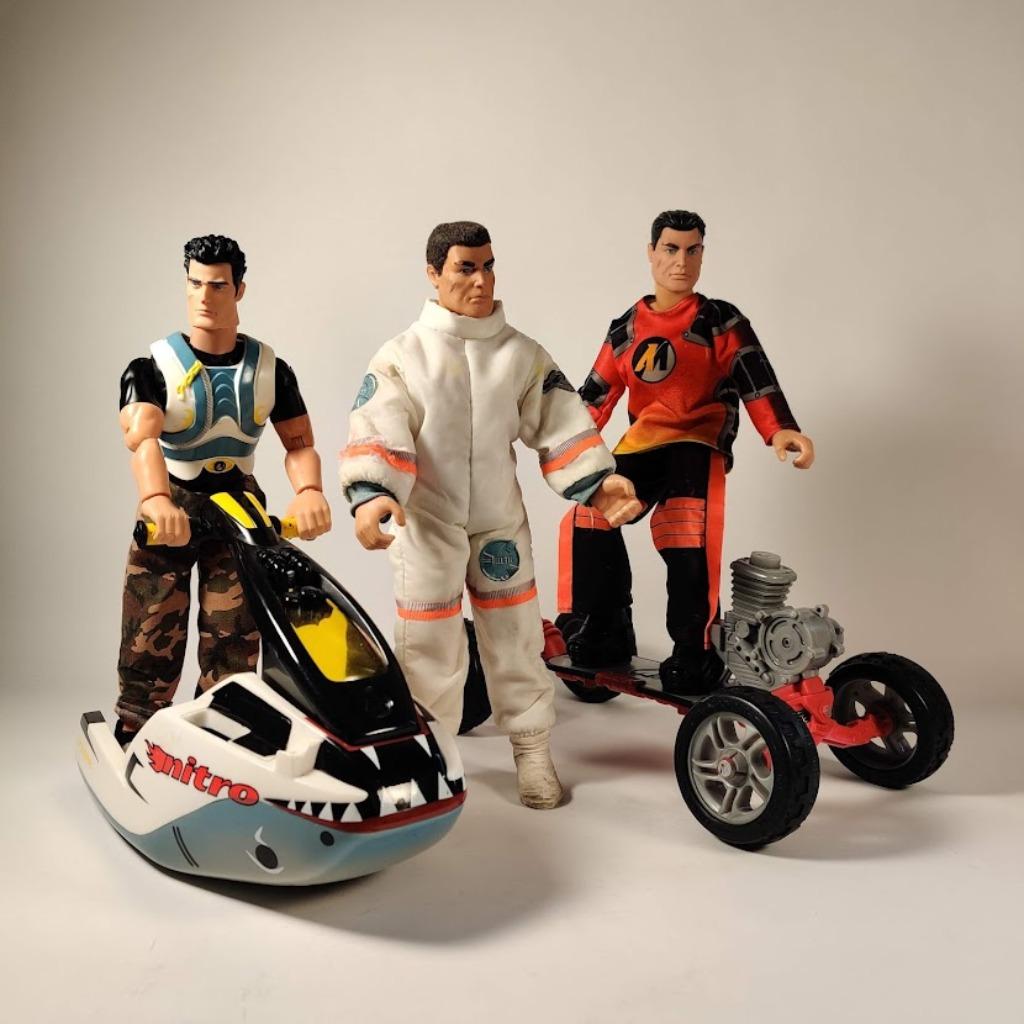 3 figurines ACTION MAN../1993/1996/1996, Enlèvement ou Envoi