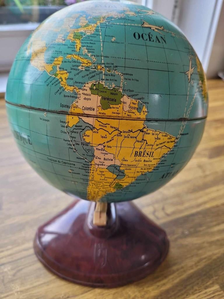 Ancienne mappemonde vintage en très bel état., Enlèvement ou Envoi, Comme neuf