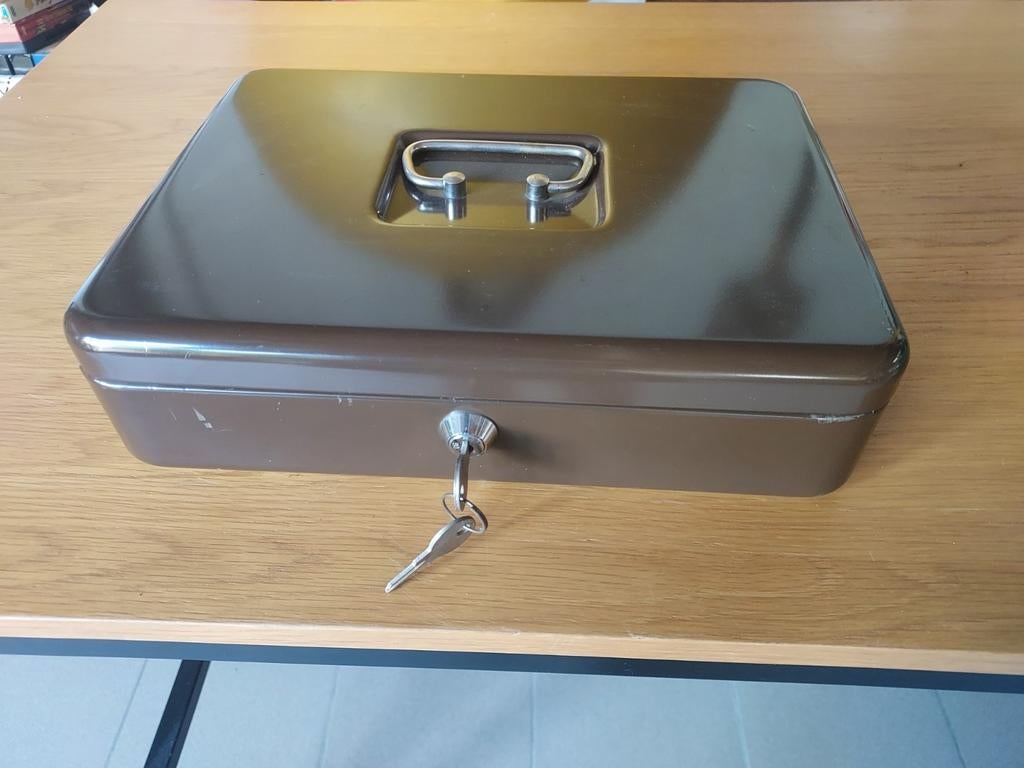 Geldkoffer, Verzamelen, Ophalen, Zo goed als nieuw