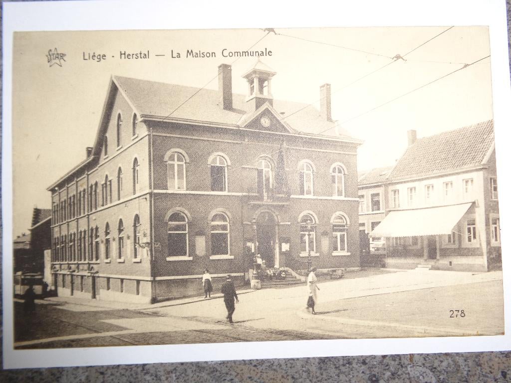 1 ancienne carte postale de Herstal (maison communale), Enlèvement