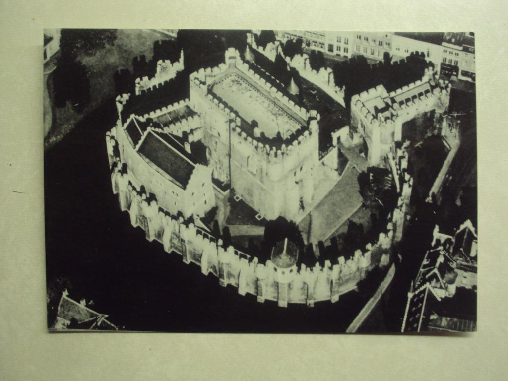 54518 - GENT - ZICHT OP GRAVENSTEEN - LUCHTFOTO - 2 FOTO'S, Verzamelen, Verzenden