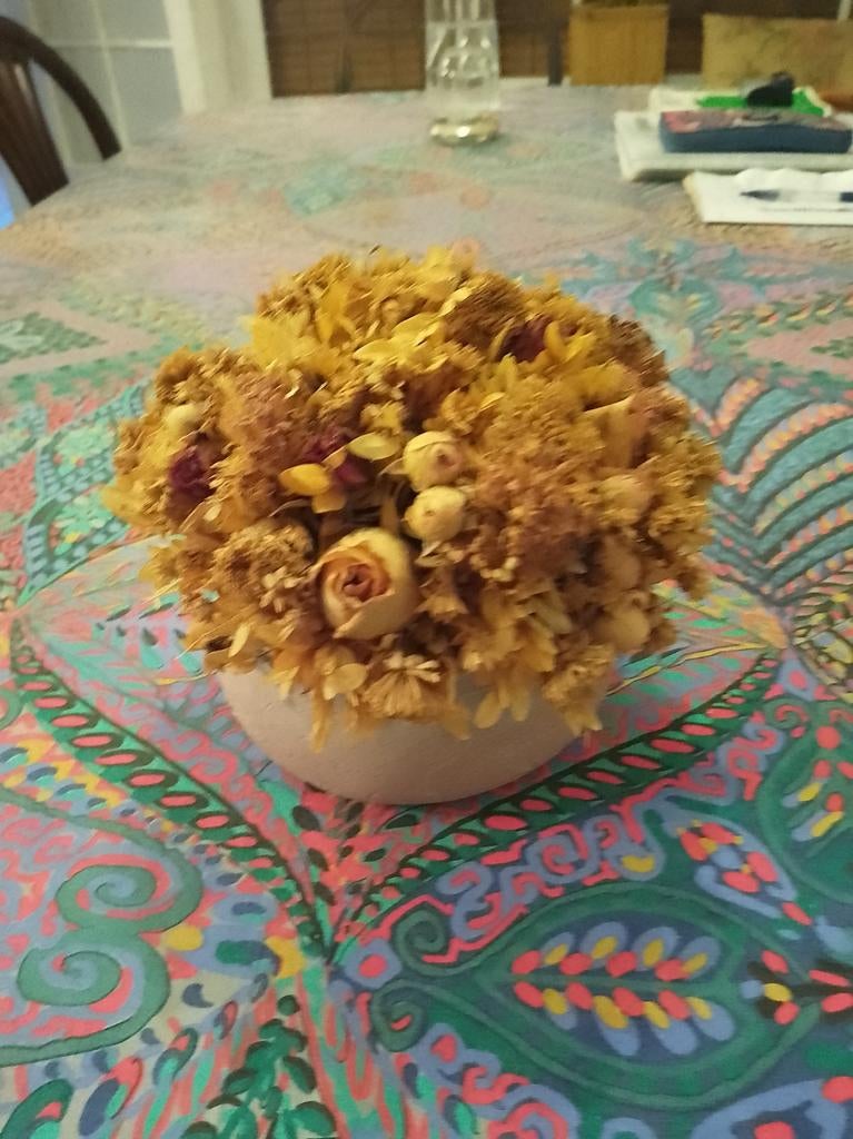 Gedroogde bloemen in terracotta potje, Ophalen, Gebruikt