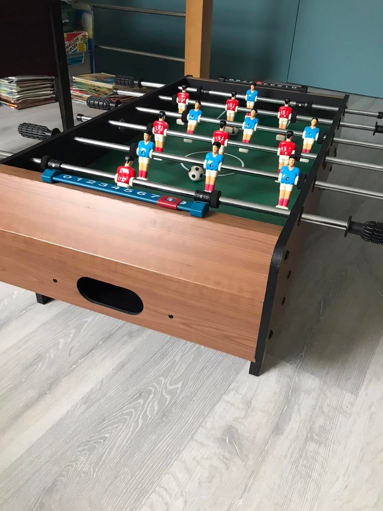 Voetbaltafel tafelmodel op pootjes, Ophalen, Zo goed als nieuw