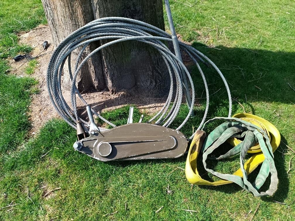 kabel takel ( tractel tirfor), Ophalen, Gebruikt, Handmatig