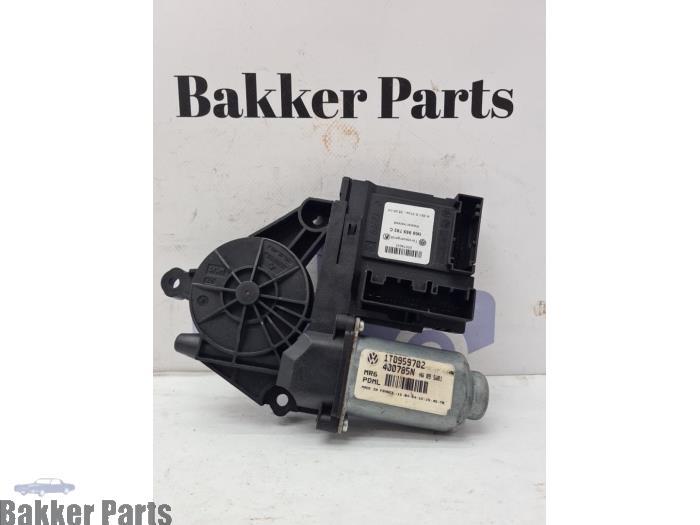 Moteur de vitre portière d'un Volkswagen Touran, -, Volkswagen, -, 3 mois de garantie
