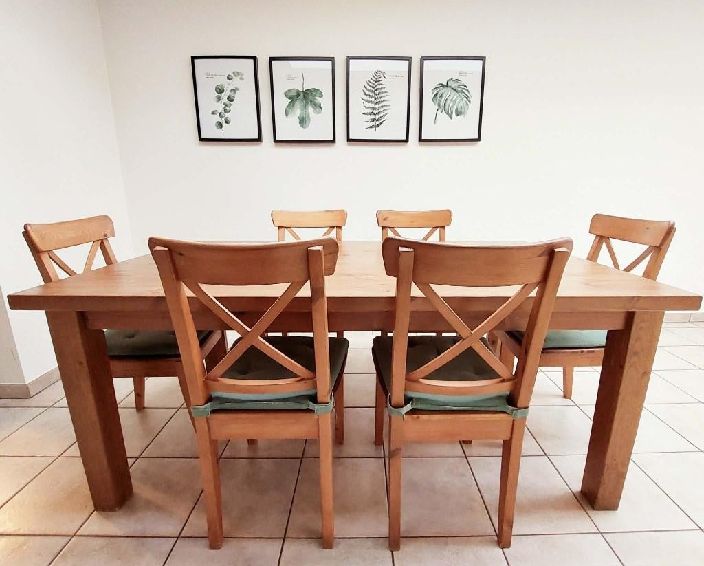 Table Ikea  (sans chaises), Enlèvement, Utilisé, Pin