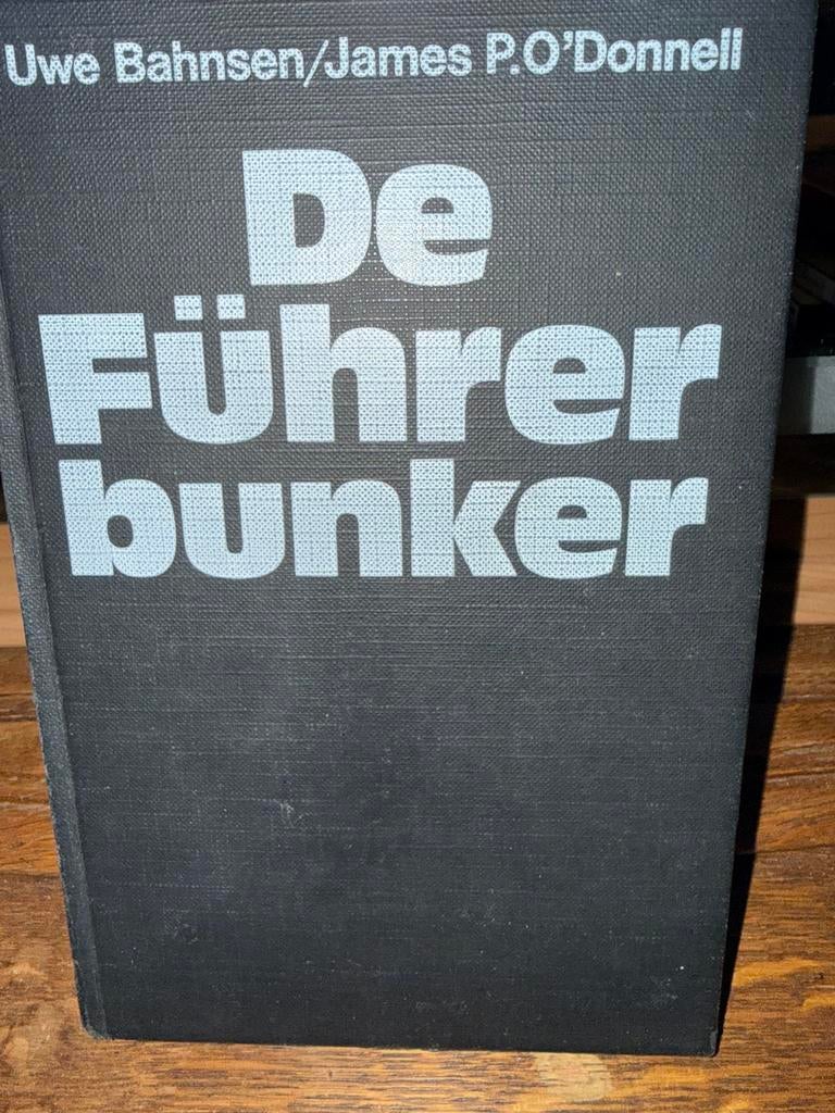 De Fuhrer Bunker, Boeken, 20e eeuw of later, Europa, Ophalen of Verzenden, Zo goed als nieuw
