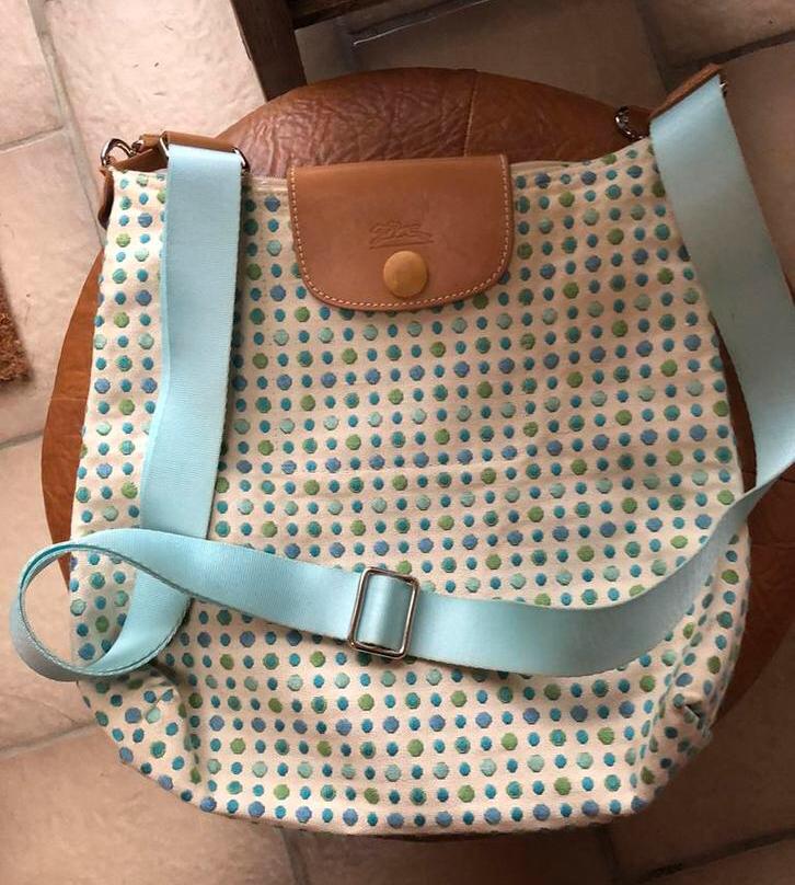 Joli sac bandoulière Longchamp, Bijoux, Sacs & Beauté, Enlèvement, Comme neuf