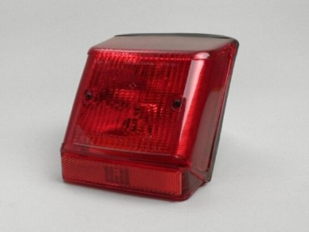 Cabochon de feu arrière Vespa Pk XL (neuf et occasion), Enlèvement ou Envoi, Neuf