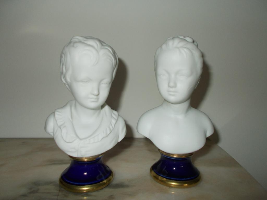 2x biscuit beeldjes jongen + meisje Limoges stijl 1965 = 8€, Enlèvement ou Envoi