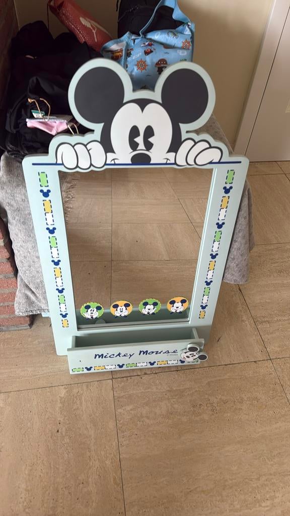 Miroir Mickey, Enlèvement, Utilisé