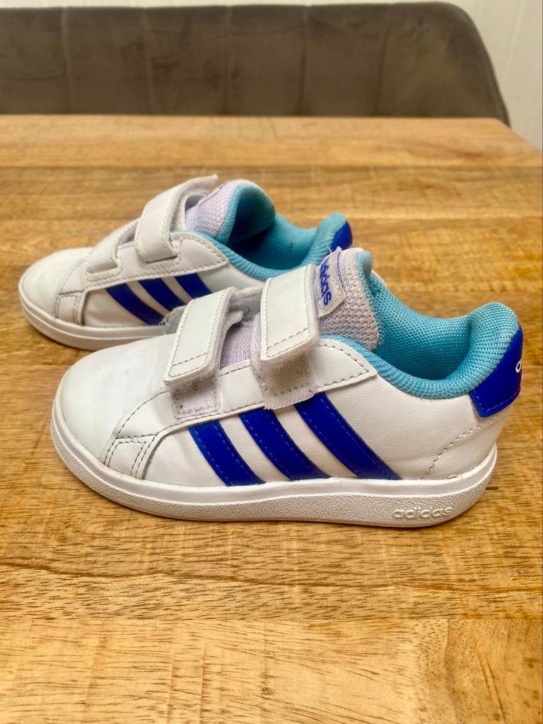 Sneakers Adidas, taille 25, Enlèvement, Utilisé