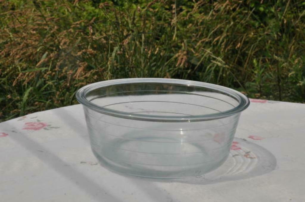 §  plat rond et haut pyrex, Maison & Meubles, Cuisine | Vaisselle, Enlèvement ou Envoi, Utilisé, Verre, Récipient(s)