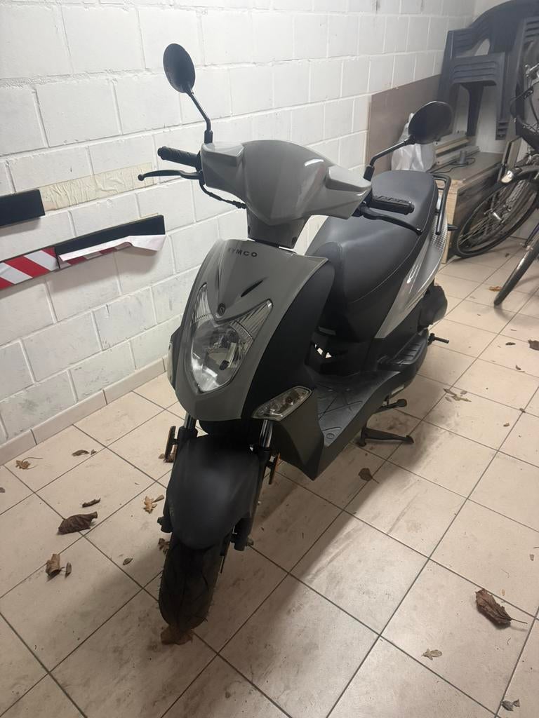 Kymco Agility 50 49cc rijdt +- 47km/u, Ophalen, Gebruikt, Klasse A (25 km/u), 50 cc