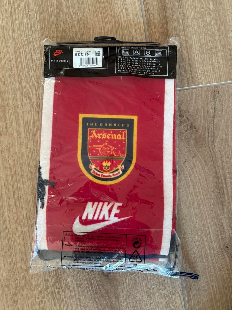 Nike sjaal Arsenal *NIEUW* one size, Enlèvement, Neuf, Fanion ou Écharpe