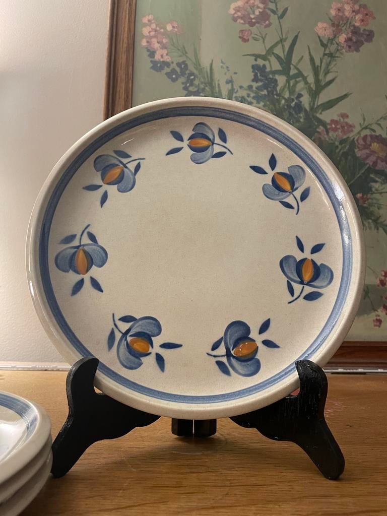 4 Assiettes vintage Boch – La Louvière | Collection Evora, Enlèvement ou Envoi, Comme neuf, Assiettes(s)