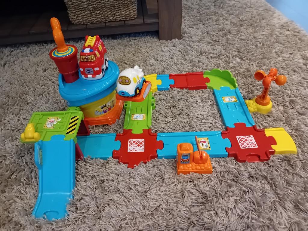 Vtech vliegveld, Ophalen, Gebruikt, 6 maanden tot 2 jaar