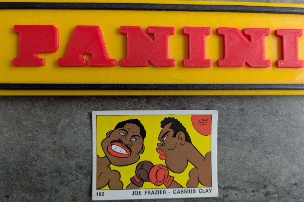 PANINI OK VIP ANNO 1973 STICKER  NR182 FRAZIER /CLAY, Verzenden, Nieuw, Sticker