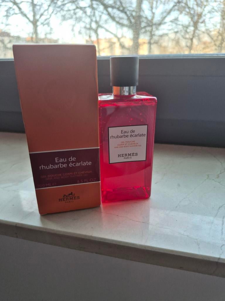 Lot Hermès – soins parfumés corps & visage – 2 produits, Enlèvement