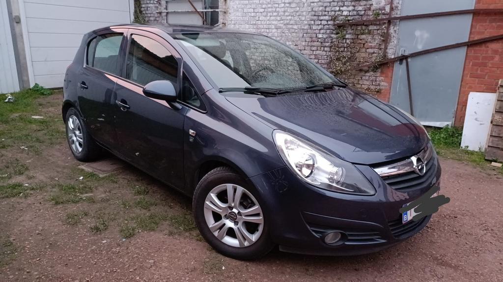 Opel corsa 12 essence, 115000km, année 2010,, Autos, Achat, Boîte manuelle, Particulier, Corsa