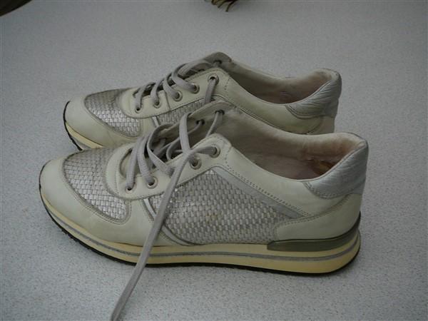 Mooie sportschoenen 40, Kleding | Dames, Schoenen, Ophalen, Overige kleuren, Sportschoenen, Gedragen