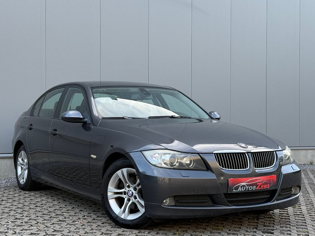 BMW 318i Automaat Xenon Cruise ParkSensor DigAirco, Auto's, BMW, Automaat, 4 deurs, 1995 cc, 4 cilinders