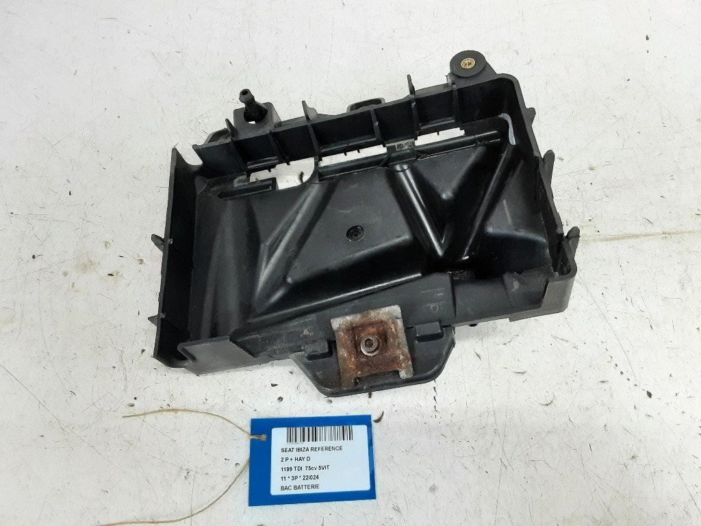 ACCUBAK Seat Ibiza IV SC (6J1) (01-2008/12-2016), Gebruikt, Seat