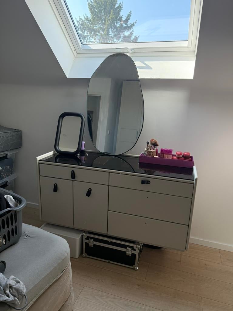 Coiffeuse à renover, Ophalen, Zo goed als nieuw