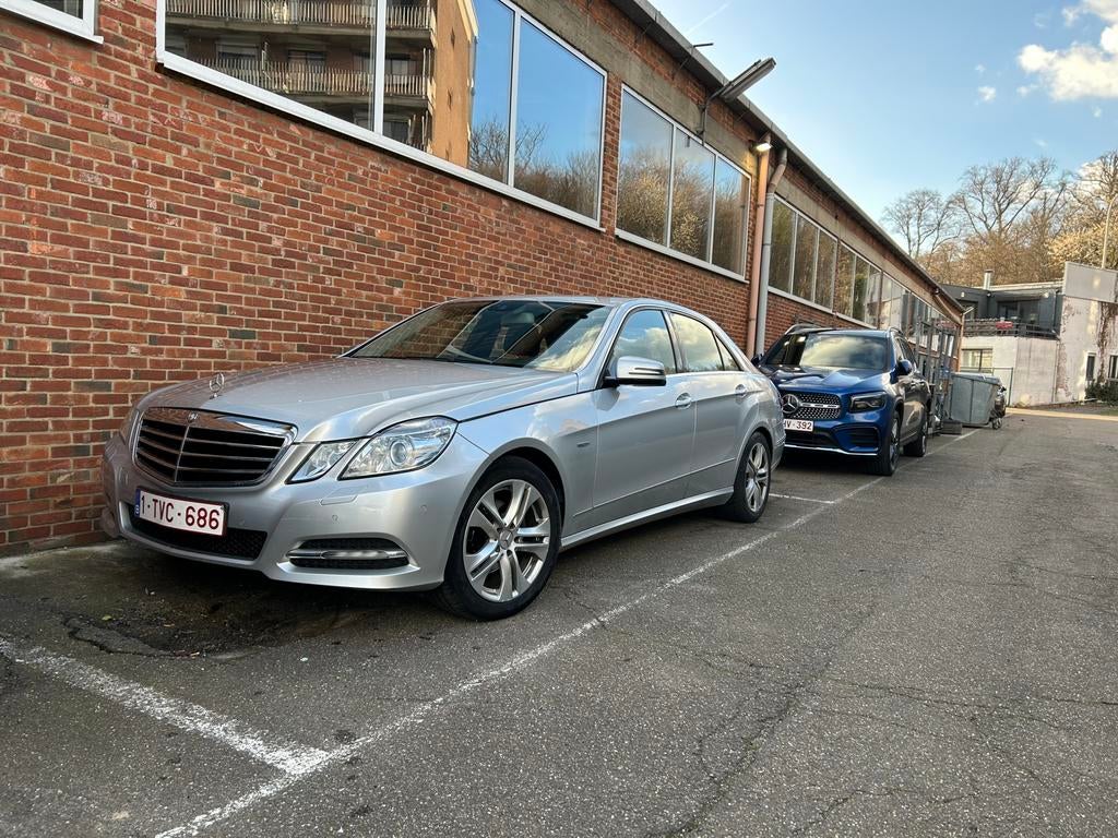 Mercedes 200d Avant-garde, Achat, 4 portes, Noir, Automatique