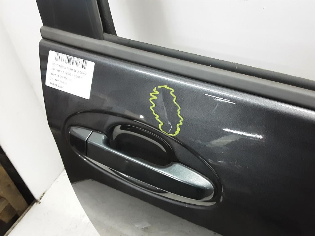 PORTE AVANT DROITE Toyota Yaris III (P13) (01-2010/09-2020), Mevr. I. Hauben, Toyota, Utilisé, Droite