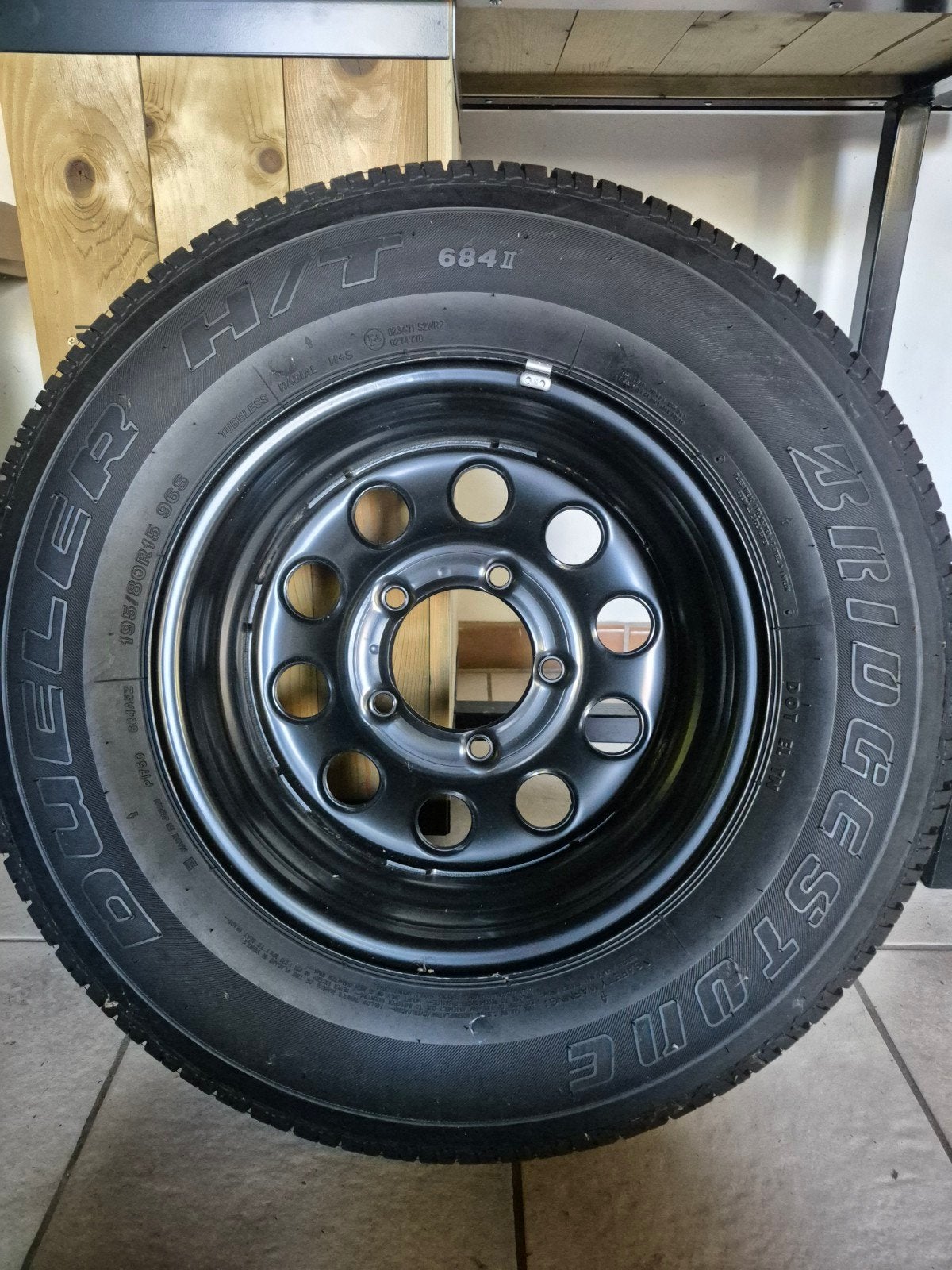 Banden + velgen voor Suzuki Jimny, Ophalen